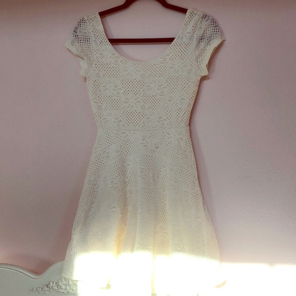 lacy white dress